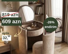 Aura makiyaj masası