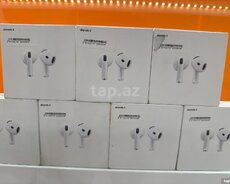 AirPods 4
