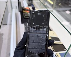 Vertu Ironflip Alligator Skin Basalt Black 512GB 12GB