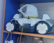 Robot hovuz təmizləyən