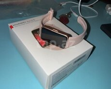 Huawei Band 8 Pink
