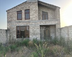 Həyət evi, Binə qəs