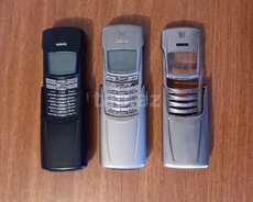 Nokia 8910 korpusu lenti