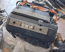 BMW E39 mühərriki