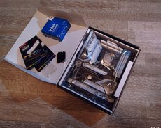 I7-14700K, Z790, 1TB, 64GB DDR5, 5070 Ti Combo
