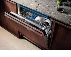 Qabyuyan Electrolux EEM48300L