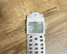 Nokia 1100 Xpress-on covers ekranı