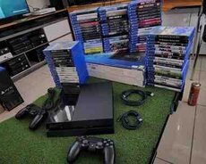 Sony PlayStation 4