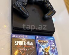 Playstation 4 Slim
