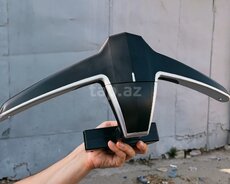 Tesla asılqan