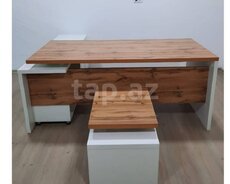 Ofis masası