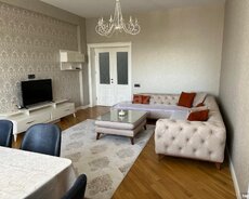 2-otaqlı yeni tikili, Nizami m., 90 m