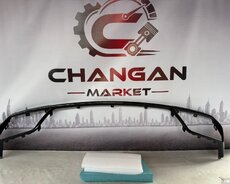 Changan Uni Z arxa buferin parlaq lipi
