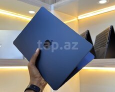 Apple Macbook Air-13 M2 256 GB