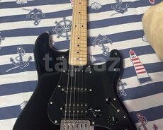 Elektro gitara SQUIER