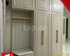 Dəhliz dolabı
