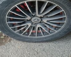 Mercedes təkərləri