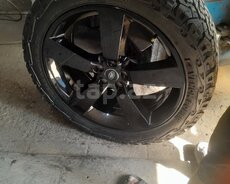 Defender təkərləri 285 45 R22