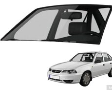 Daewoo Nexia ön şüşəsi