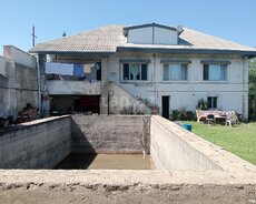 Bağ evi, Novxanı qəs