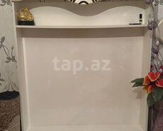 Televizor altlığı