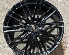 Porsche diskləri R21
