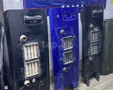 Jeep Wrangler baqaj qapısı