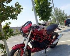 Ducati Monster 600, 2002 il