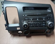 Honda Civic maqnitolası