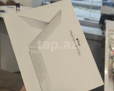 Apple iPad a16 keyboard