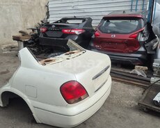 Nissan arxa hissəsi