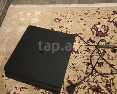 PlayStation 4 Slim