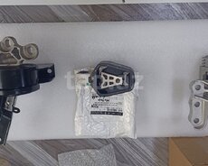 BYD sağ mühərrik yastığı