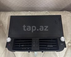 Toyota Prado Lexus monitoru