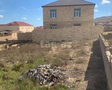 3 sot torpaq sahəsi, Hökməli qəs