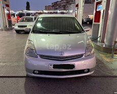 Toyota Prius icarəsi