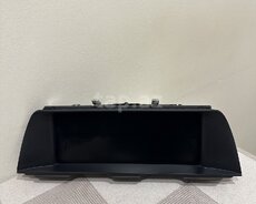 BMW F10 monitoru