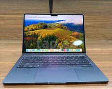 Apple MacBook M3
