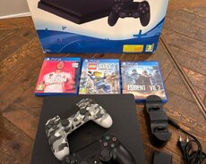 Playstation 4 Slim