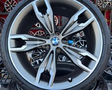 BMW G30 550D M təkərləri R20