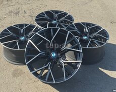 BMW G30 diskləri R20
