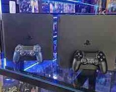 Sony PlayStation 4