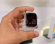 Apple Watch Series 7 Aluminum Starlight 41mm