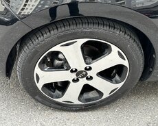Kia Rio təkəri