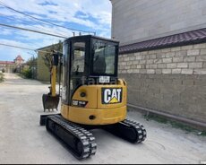 Mini ekskavator CAT, 2012 il
