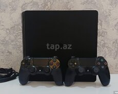 Playstation 4 Slim