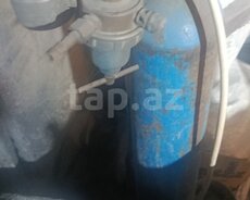 Kontakt qaynaq aparatı