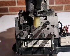 Toyota Prius ABS bloku