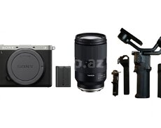 Sony A6700 + 17-70mm Lens