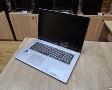 Acer Aspire 17 | Core i5-1135G7 | 8GB RAM | 256GB SSD